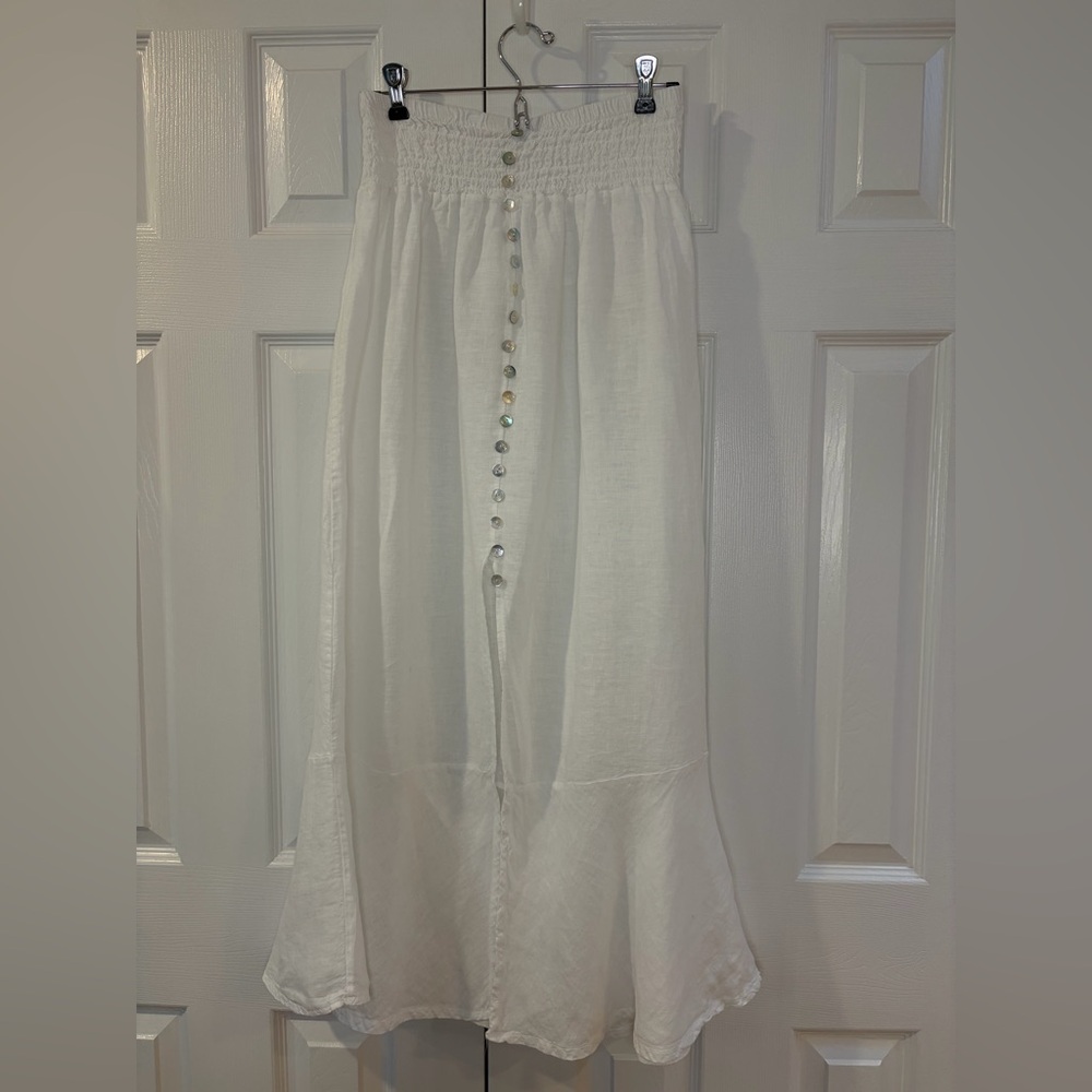 Made in Italy White Linen Maxi Skirt with Button Detail and Long Slit Size OS